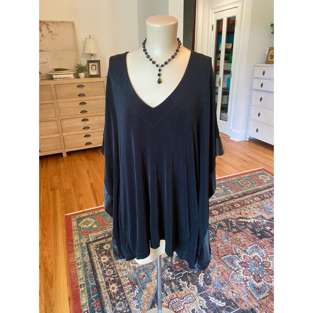 Chicos Travelers‎ Black V-Neck Poncho Kaftan Top Satin Trim Size S/M
